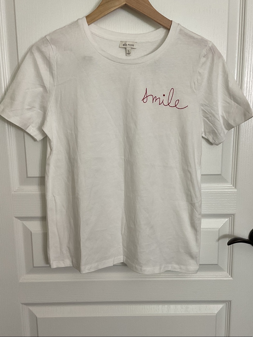 Ella Moss White Tee with Red 'Smile' embroidered.